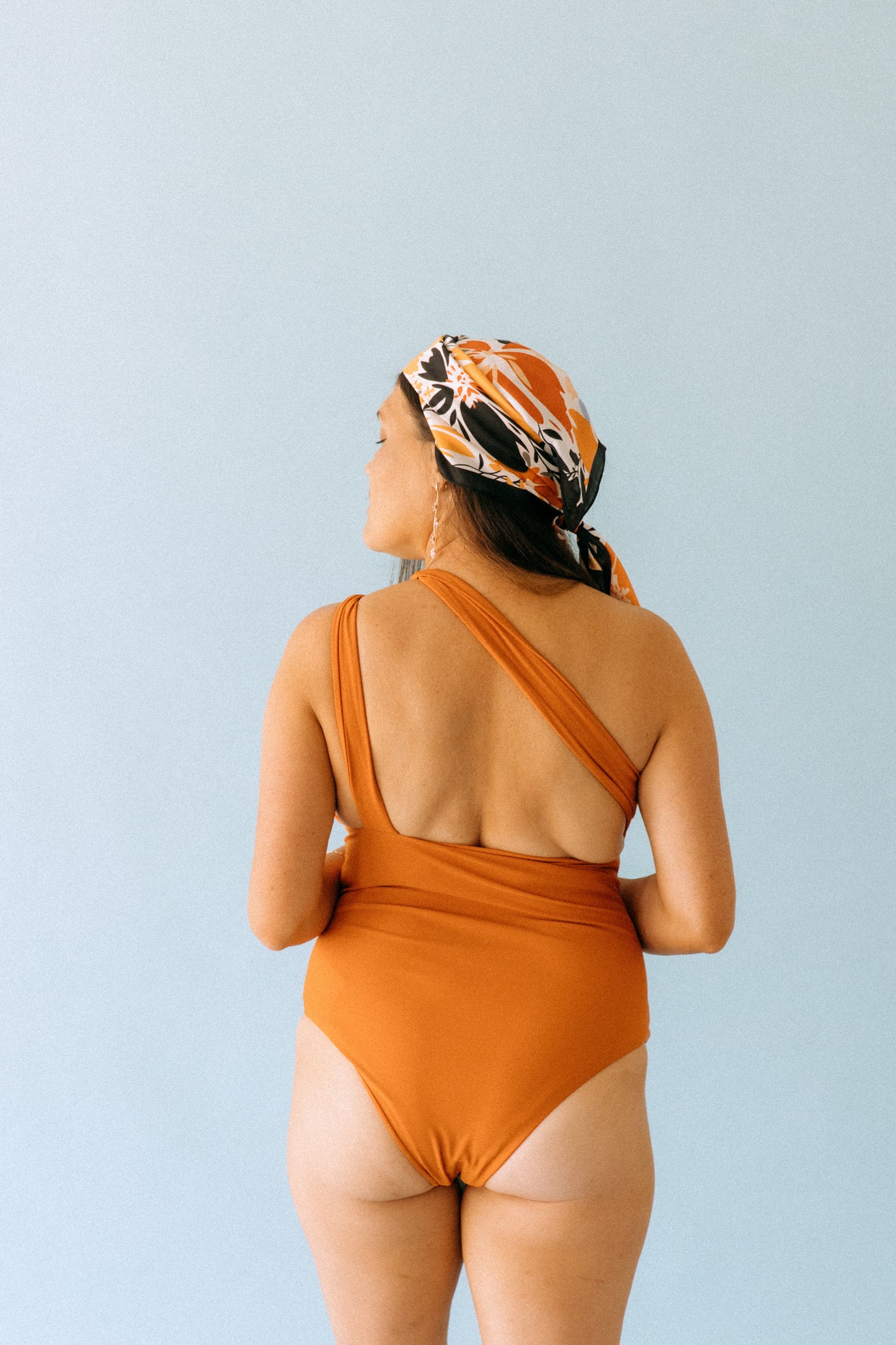 Color Block One Shoulder Suit