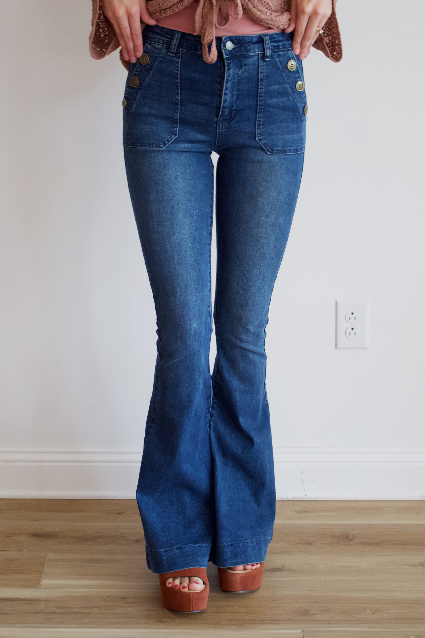 Side Button Detail Flares