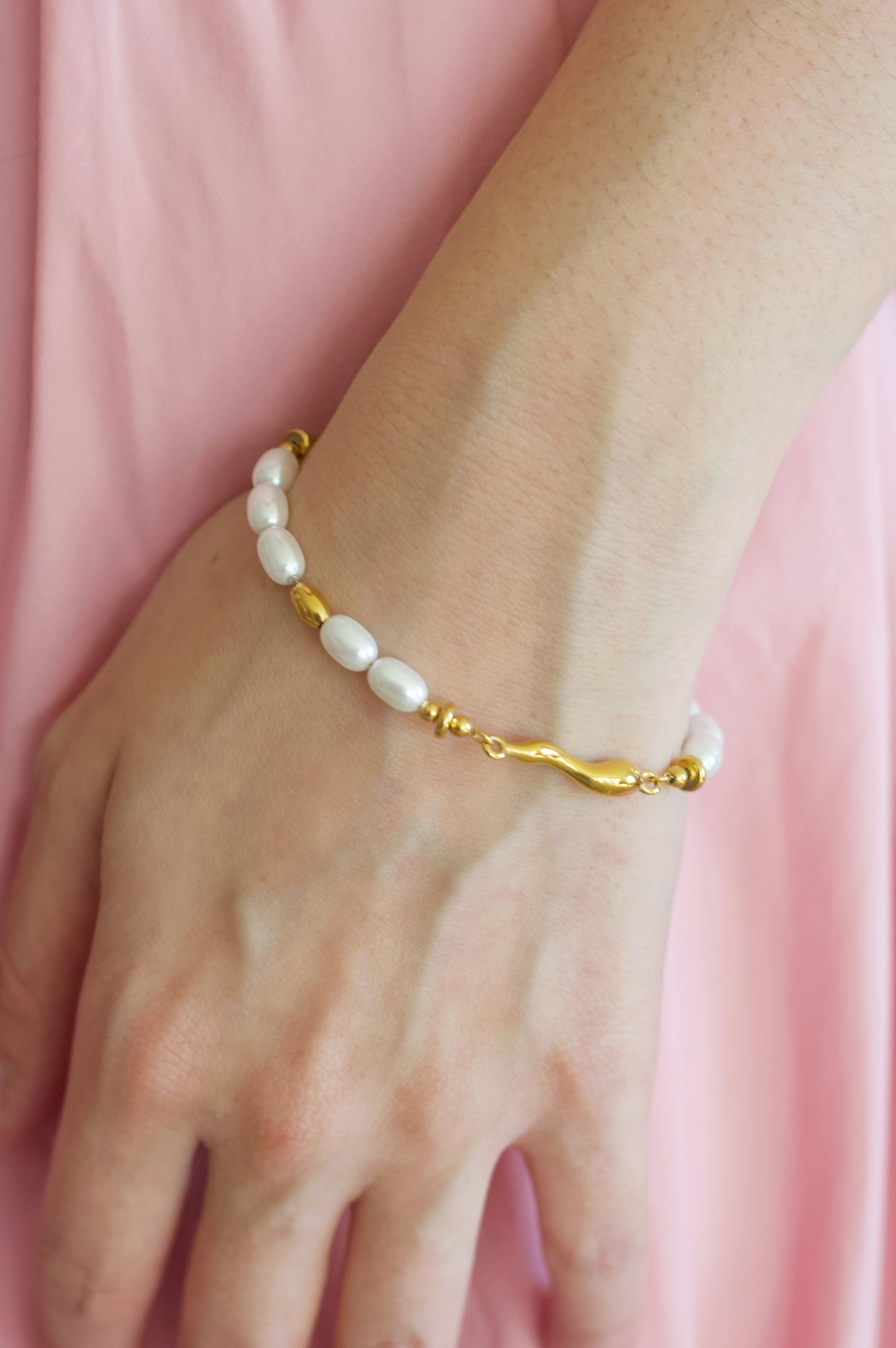 Pearl Droplet Bracelet