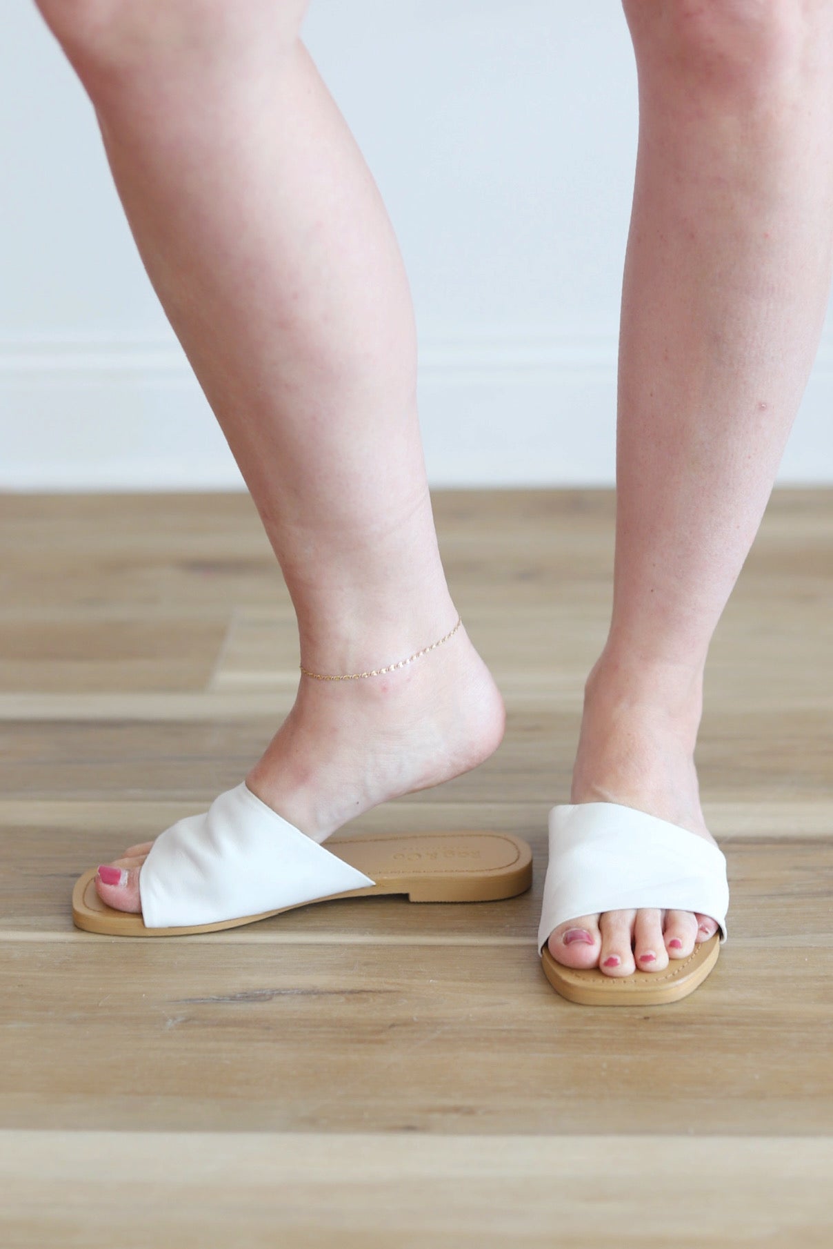 Tatami Leather Slides