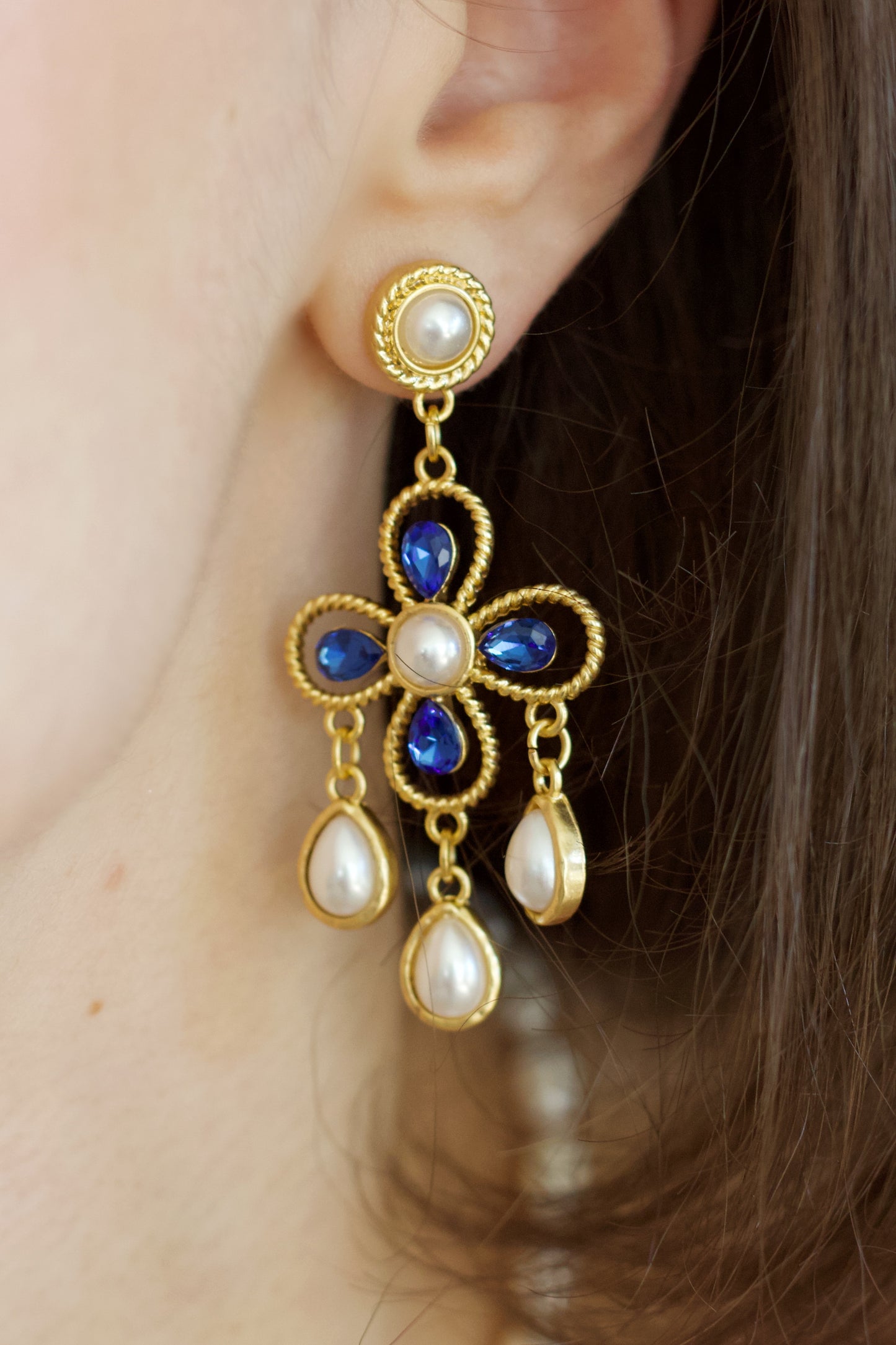 Vintage Flower Dangle Earring