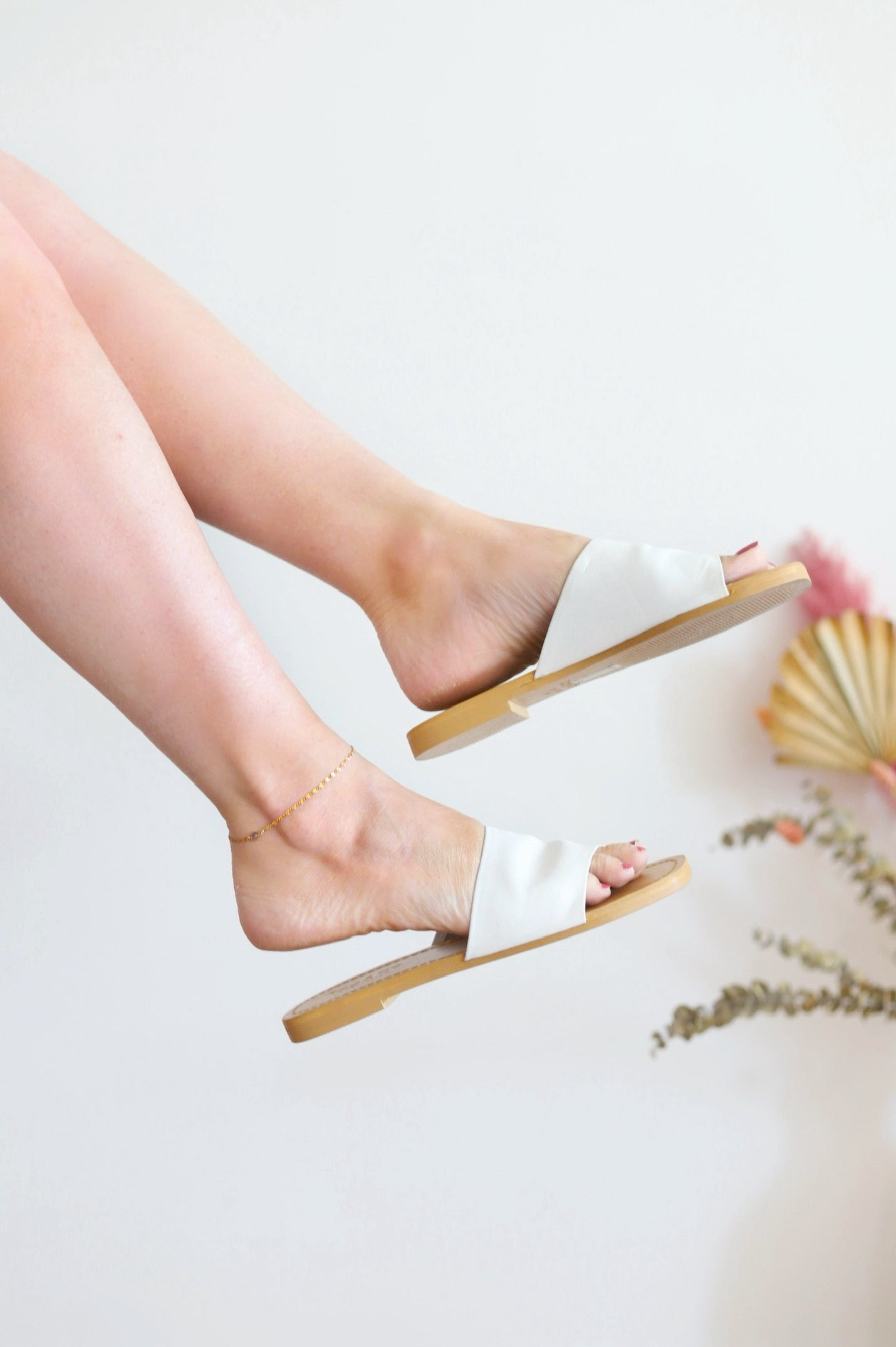 Tatami Leather Slides