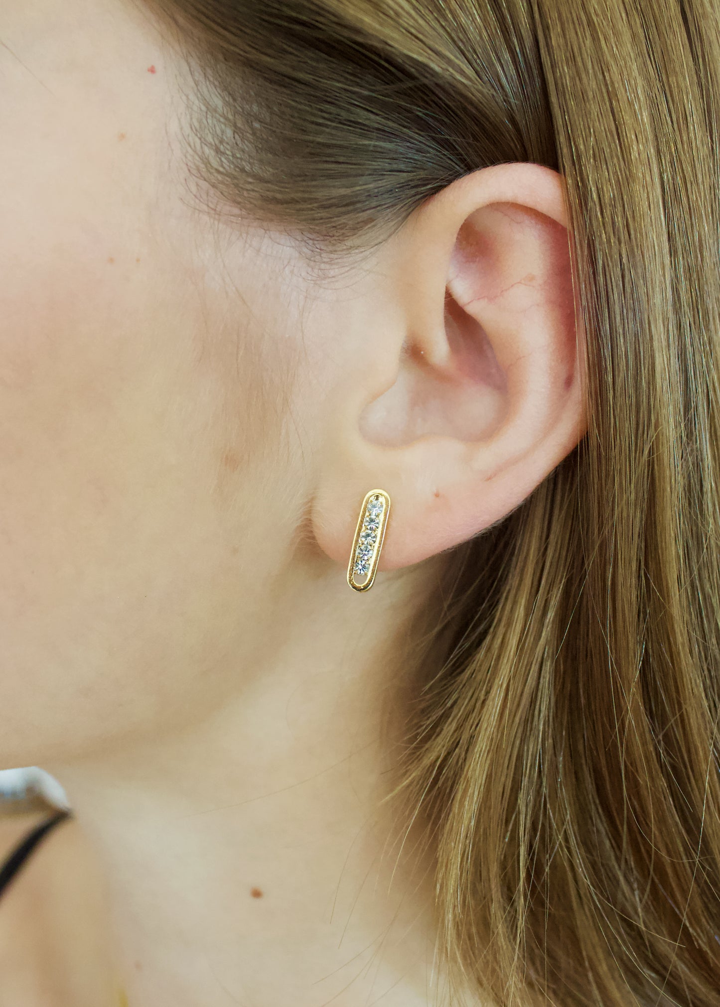 Oval Bar CZ Stud