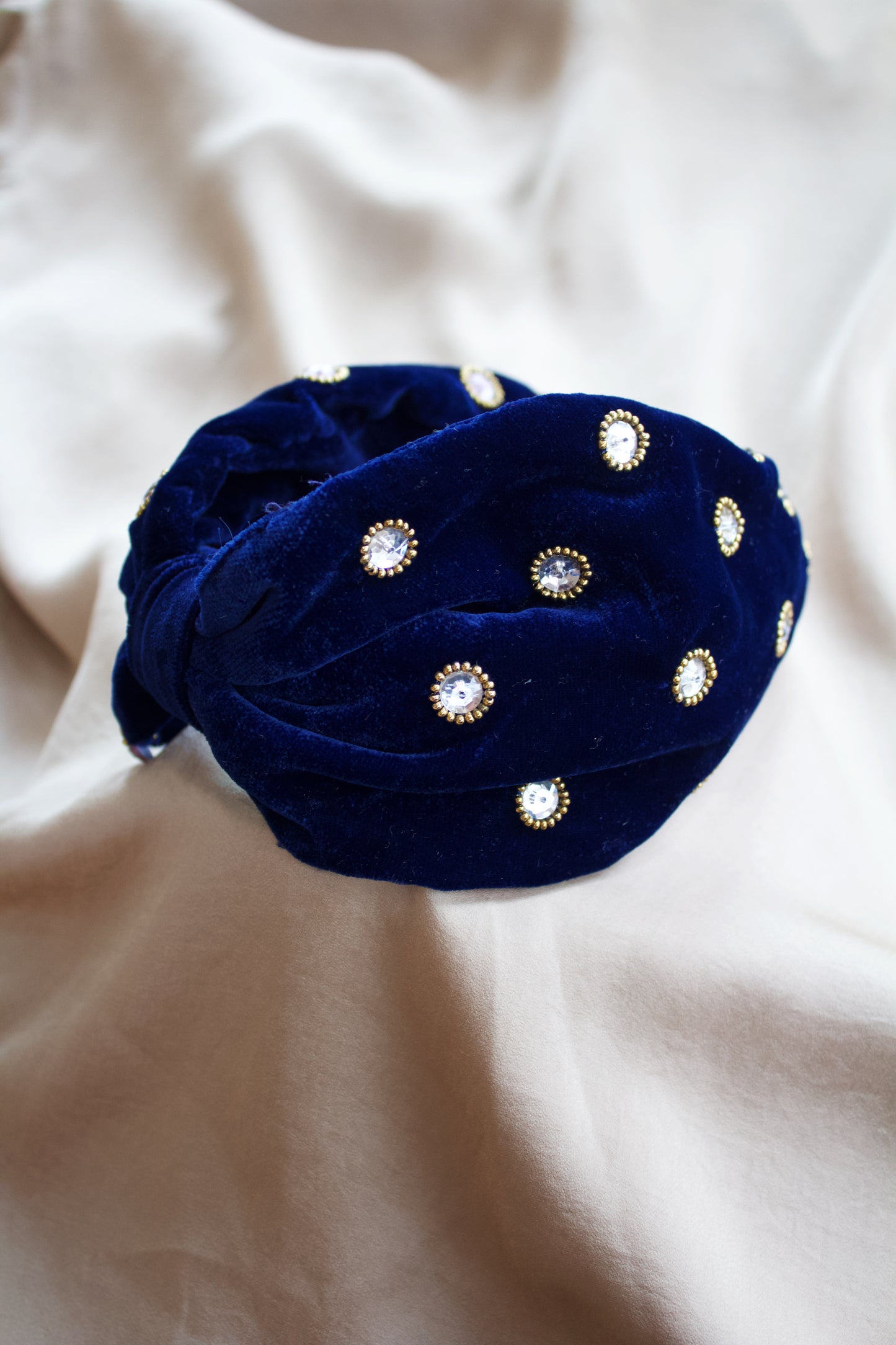 Seed Bead Circle Velvet Headband