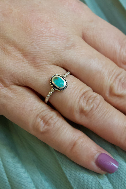 Oval Turquoise Silver Ring