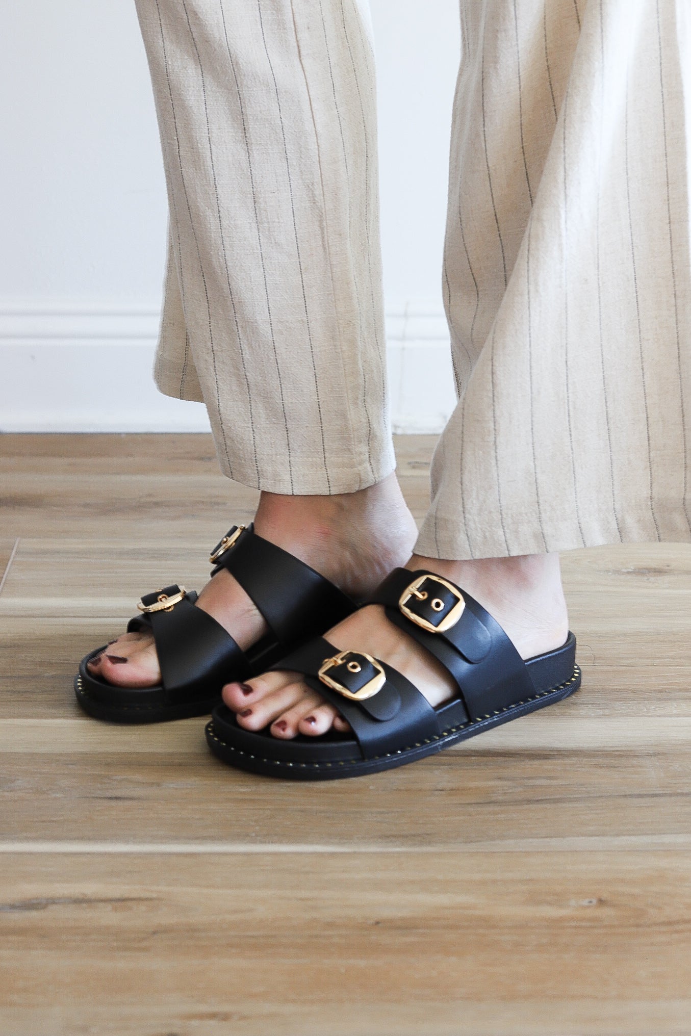 Vdara Black Stud Sandal
