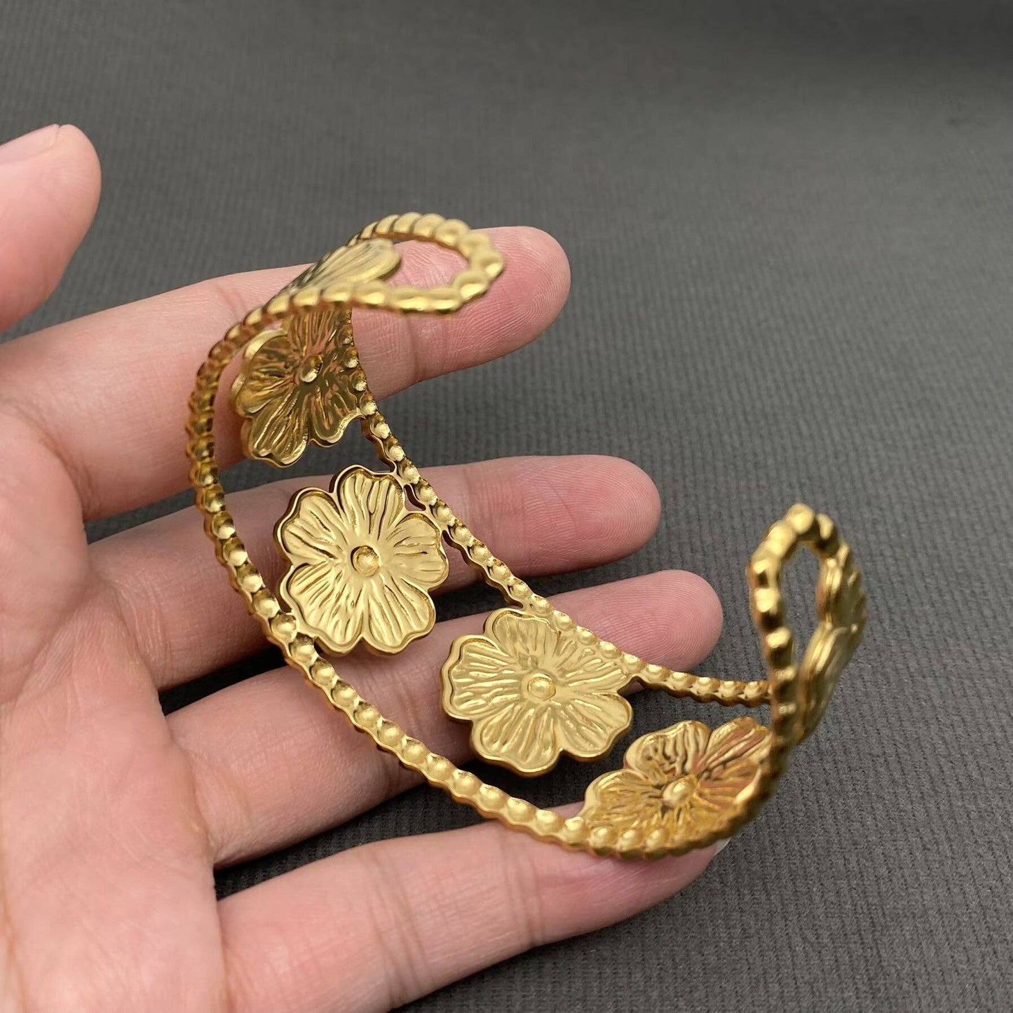 Gold Hollow Flower Cuff