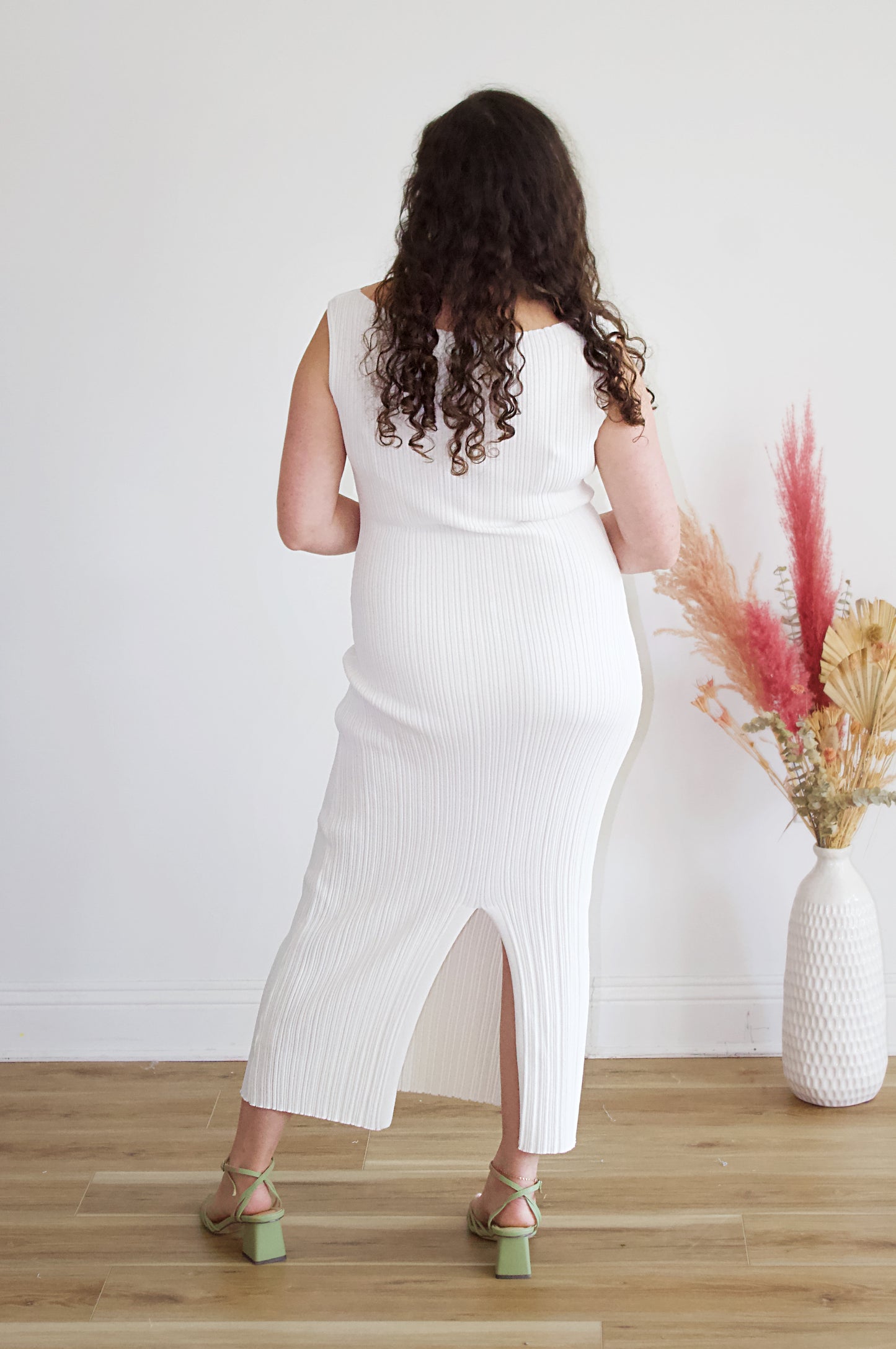 Nicola Ribbed White Maxi