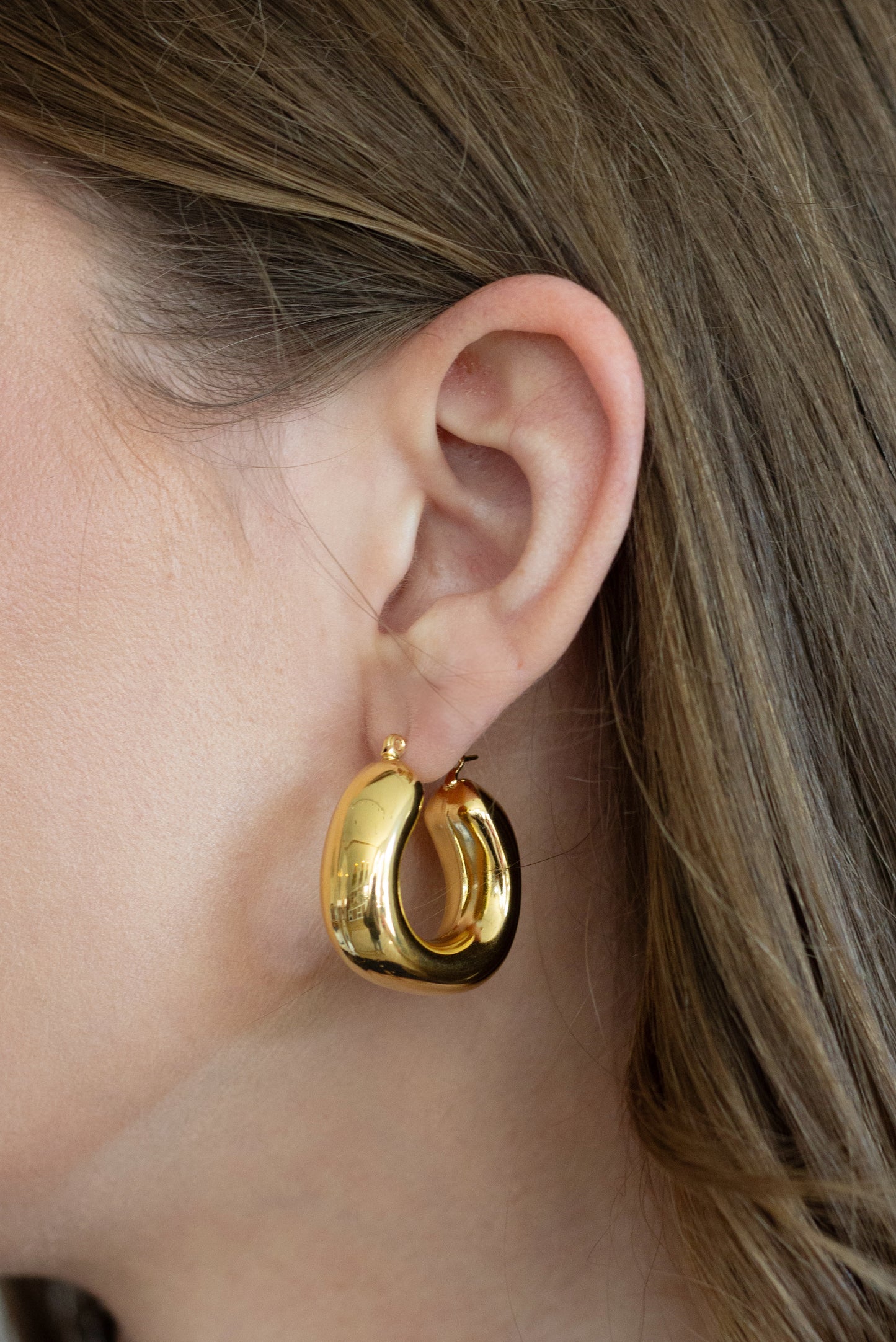 Classic U Shape Gold Earring