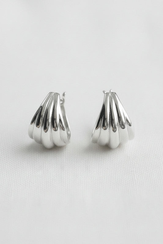 Retro Wave Textured Drop Earrings