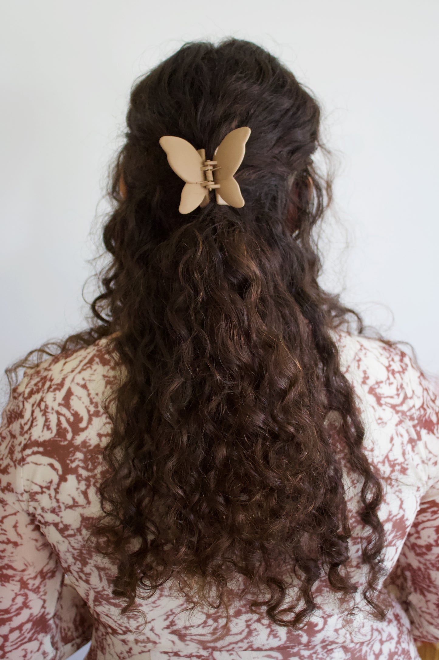 Butterfly Taupe Clip