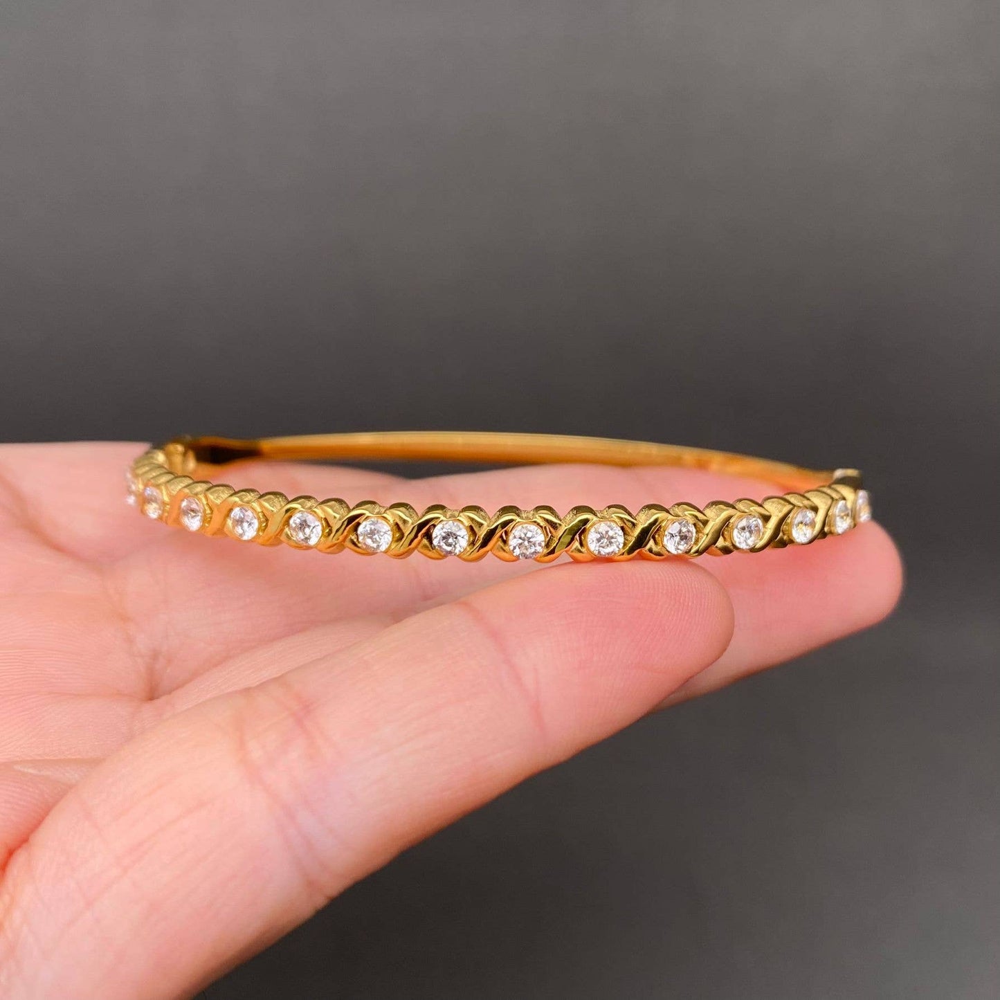 Zircon Inlaid 18K Gold Plated Stainless Steel Bangle - FGS