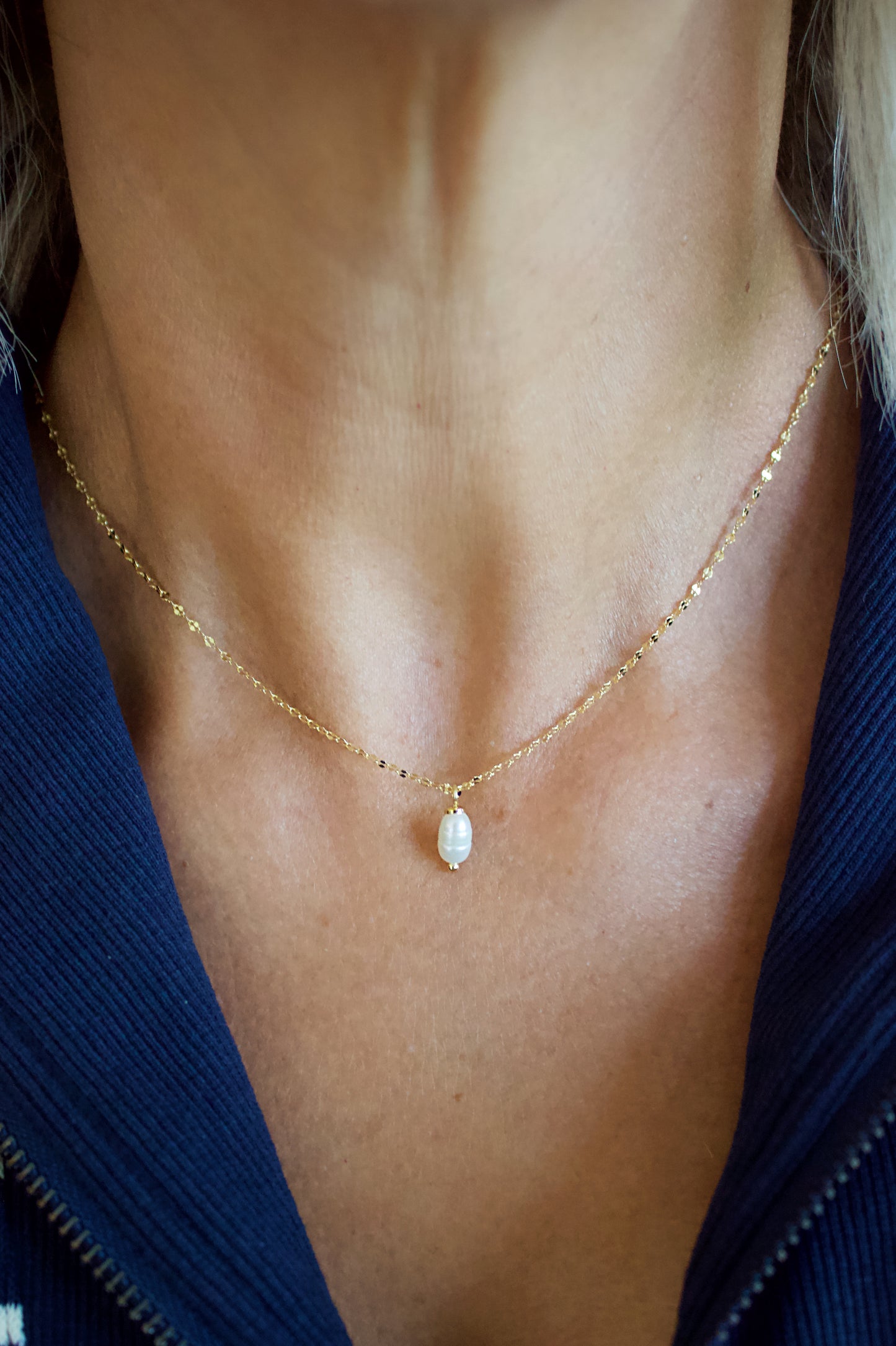 Pearl Pendant Gold Chain Necklace