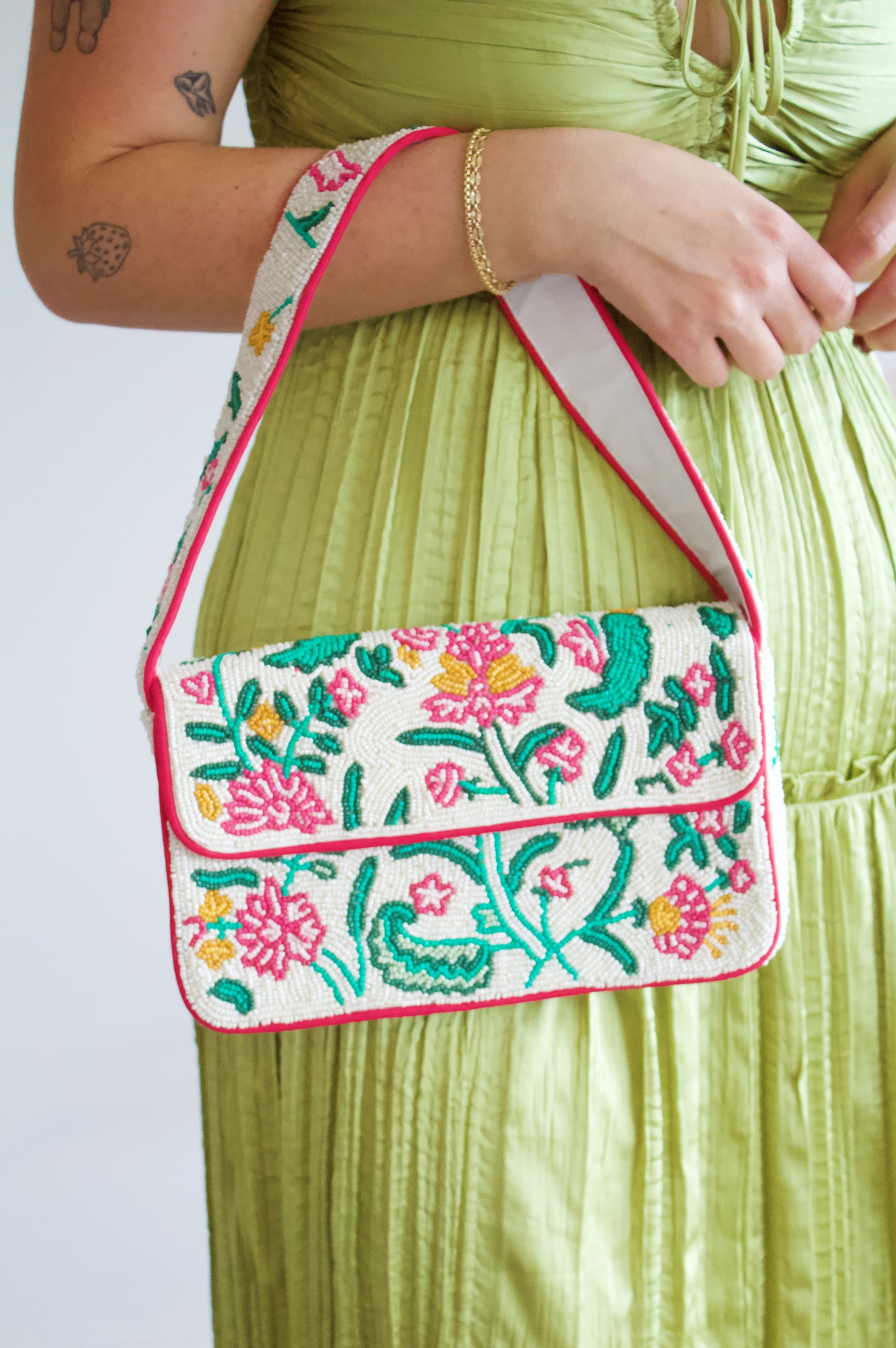 Bead Floral Shoulder Bag