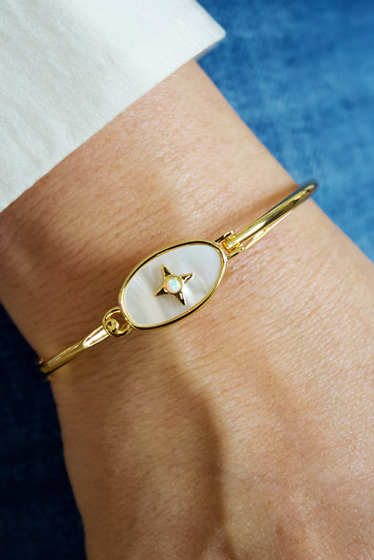 Vintage Star Shell Bangle