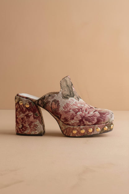 Sierra Tapestry Mule