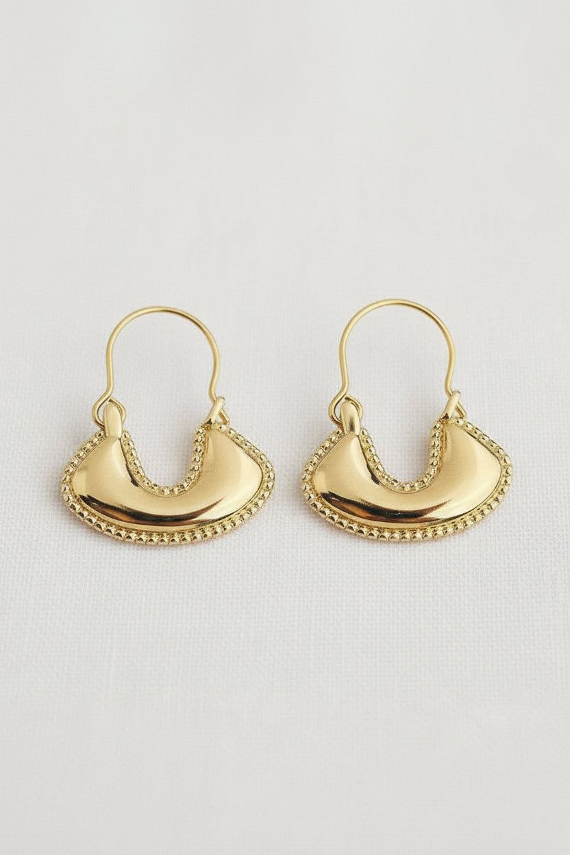 Vintage Inspo Drop Earring