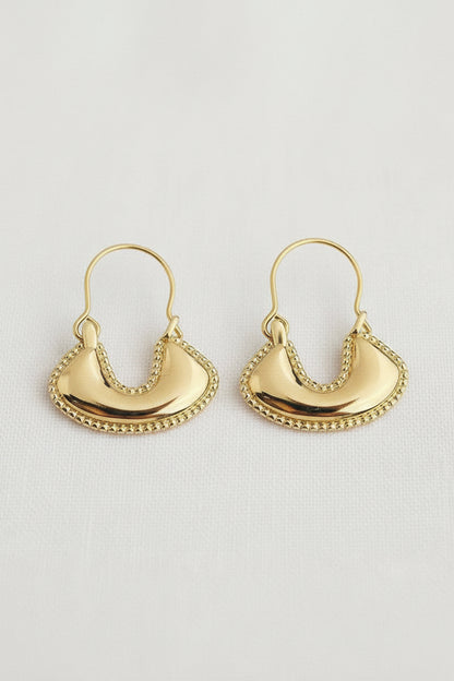 Vintage Inspo Drop Earring