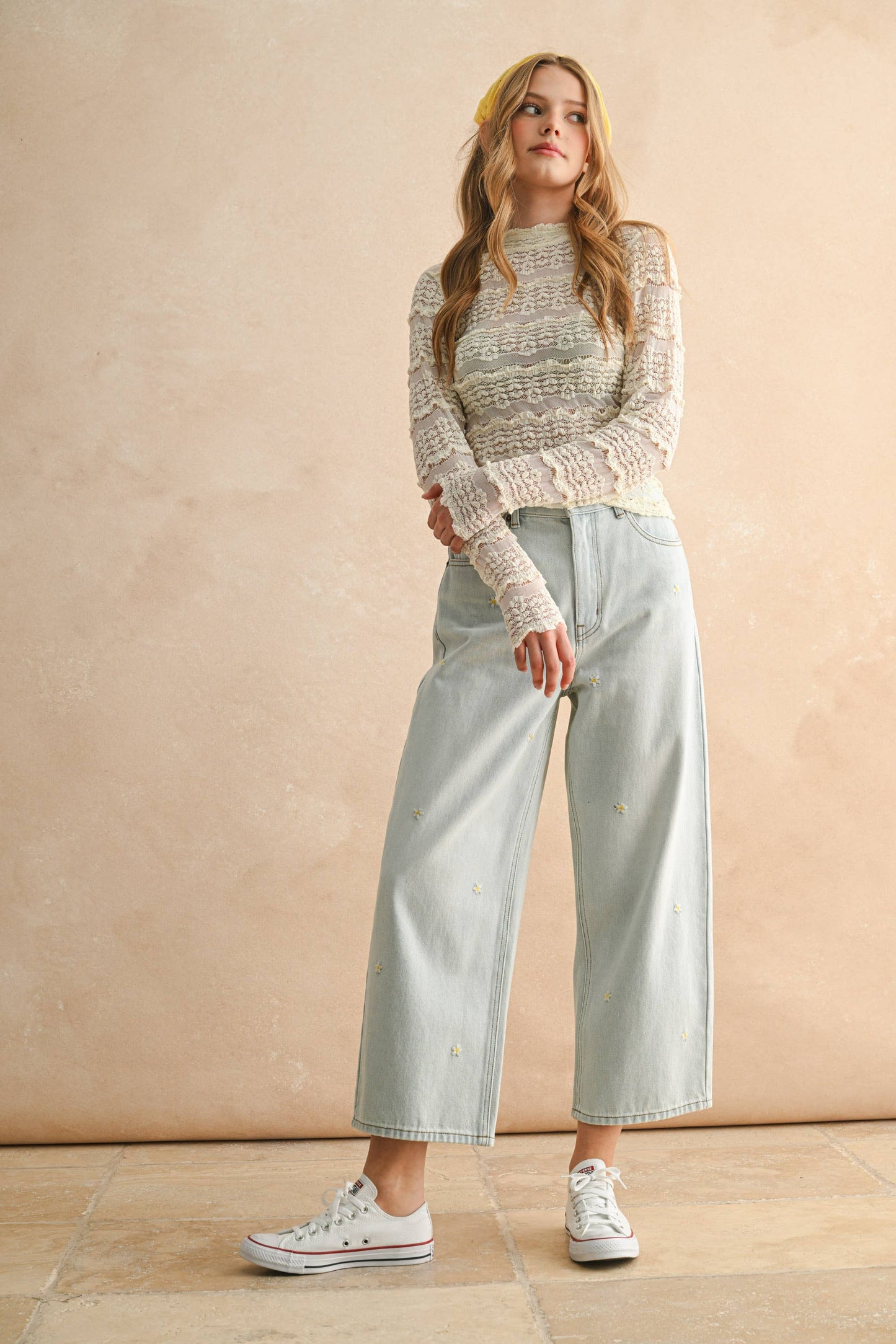 Daisy Embroidered Pants