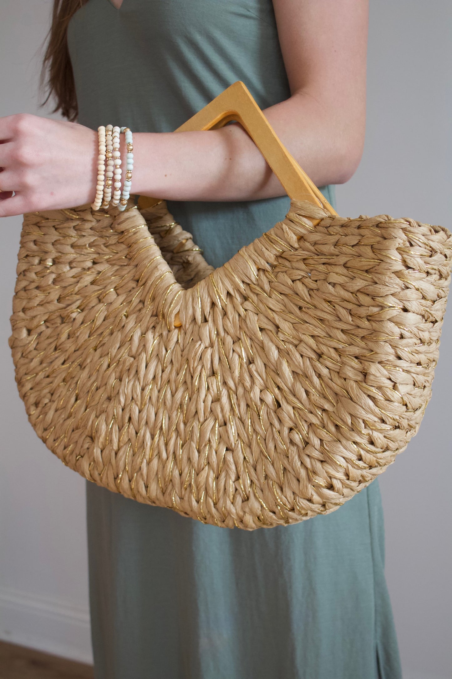 Woven Straw Pointed Handle Bag